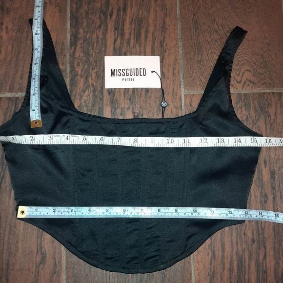 NWT MissGuided Petite Size 4 Black Satin Boned Corset Crop Top - Picture 4 of 8